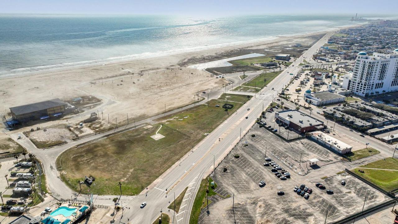 Let'S Surf Studio Apartment Galveston Exterior photo